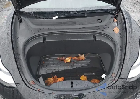 2020 Tesla Model 3 Performance Dual Motor All-Wheel Drive z USA, uszkodzony, nr VIN 5YJ3E1EC3LF623433